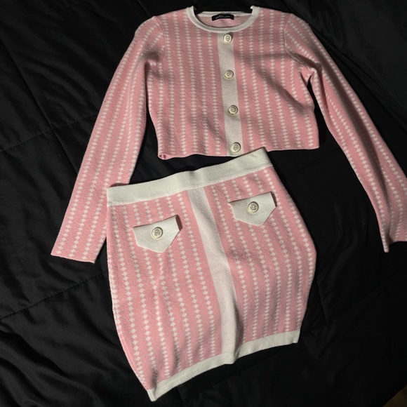 Dresses & Skirts - Two piece skirt set